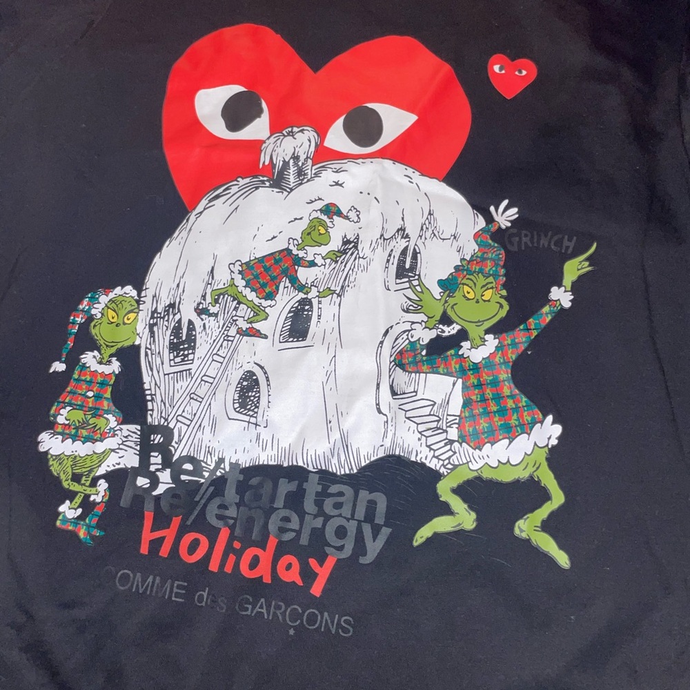 Comme Des Garçons Play size Medium holiday t shirt. Authentic.